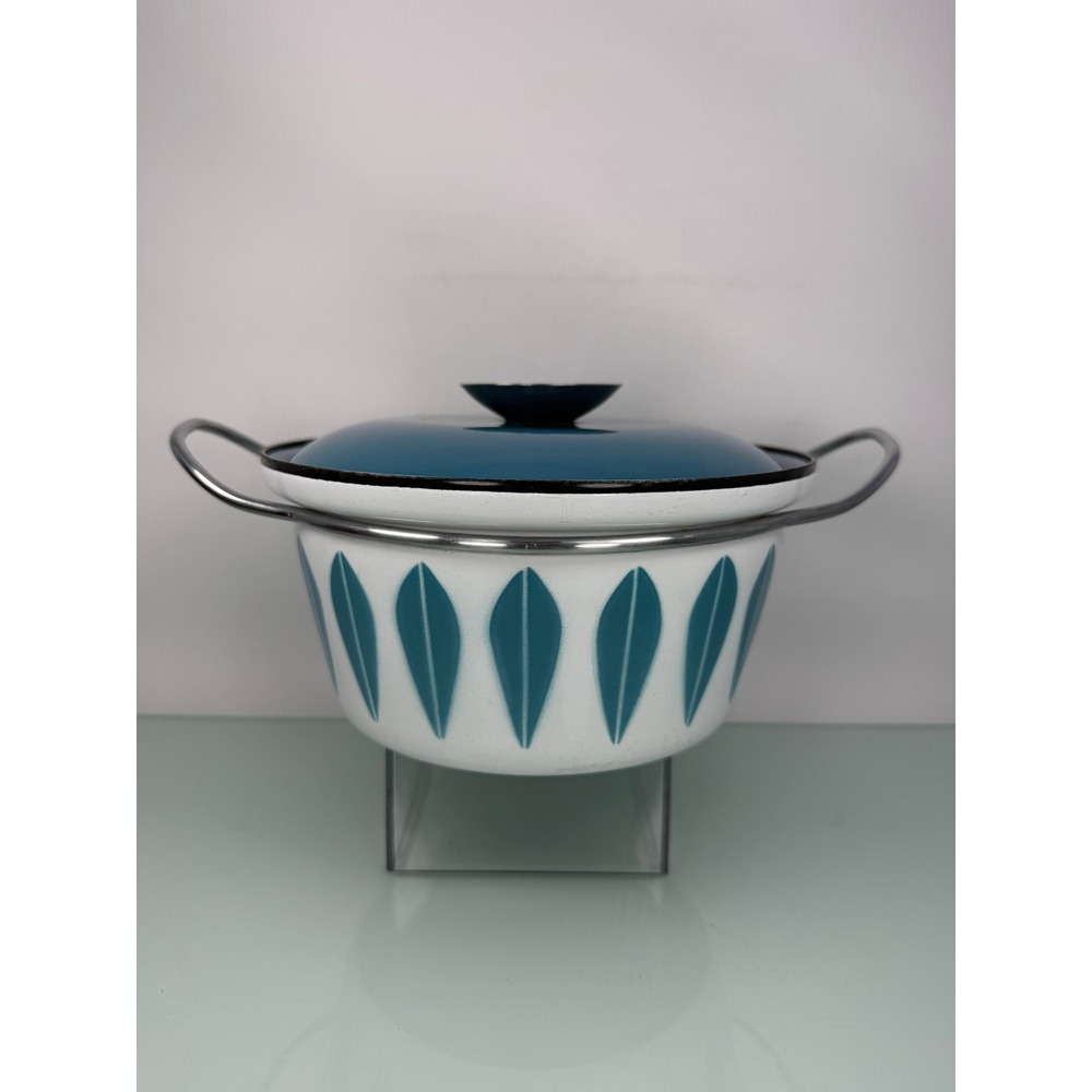 Vintage Cathrineholm Lotus Enamel Dutch Oven 7.5" Blue MCM Norway Casserole
